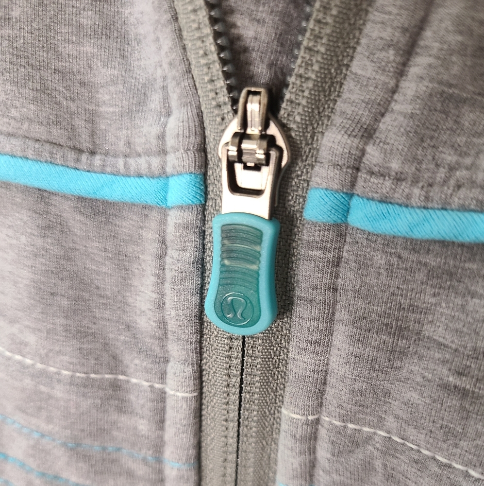 Lululemon Gray Track Jacket Full Zip Gray/Blue Stripe Accent S-M - Picture 10 of 16
